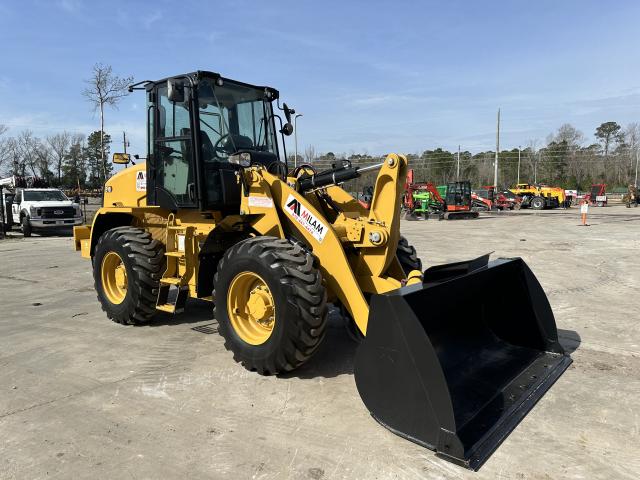 2022 Caterpillar 910 - Hydraulic Quick Connect & Cab w/ A/C<br>